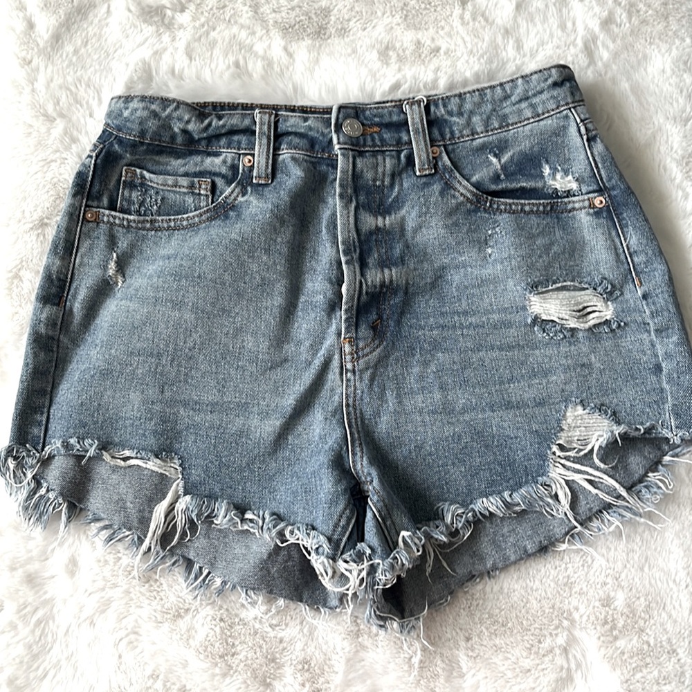 Women’s Hourglass Denim Relaxed Shorts